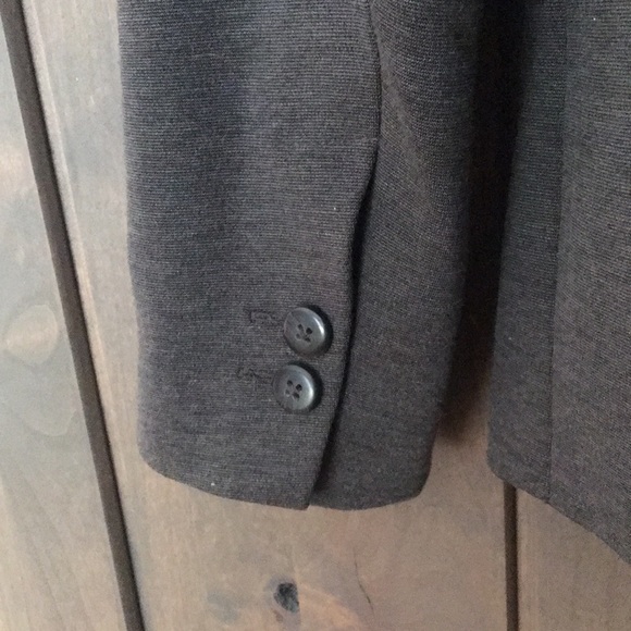 Gray blazer - Picture 5 of 5